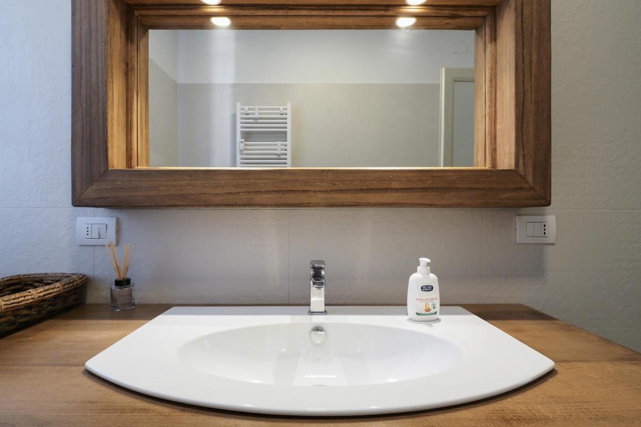 Apartmán Primopiano - Cantoni Milán Exteriér fotografie